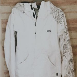 Oakley ski jacket